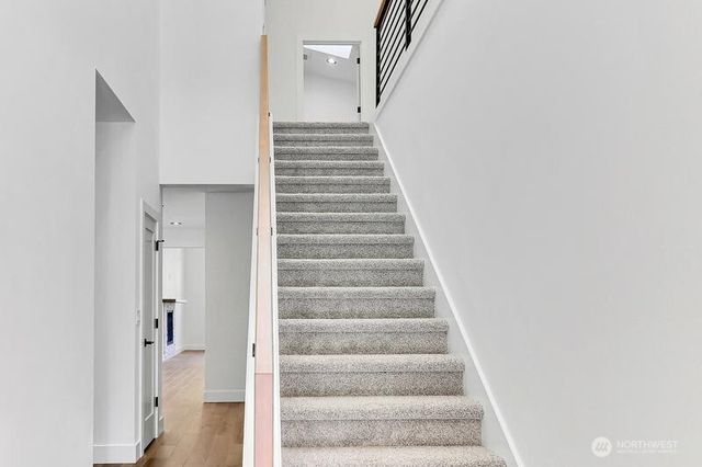 5921 164th Street SW, Lynnwood, WA 98037