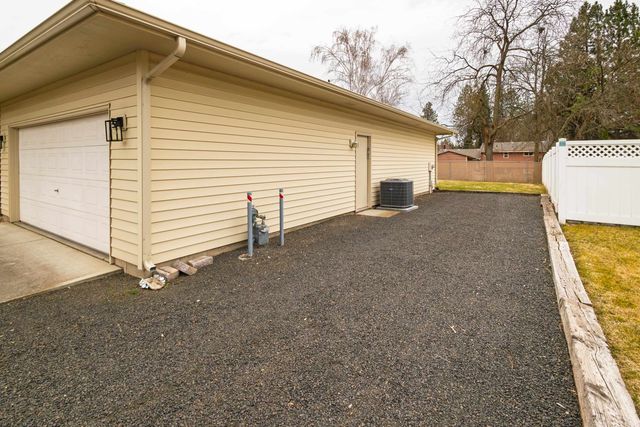 11316 E 34th Ave, Spokane, WA 99206