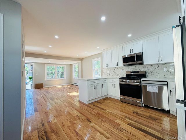 164-21 109th Road, Jamaica, NY 11433
