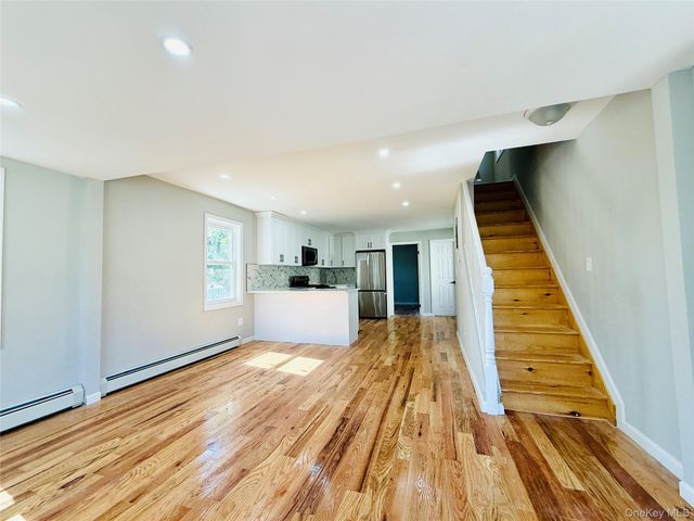 164-21 109th Road, Jamaica, NY 11433