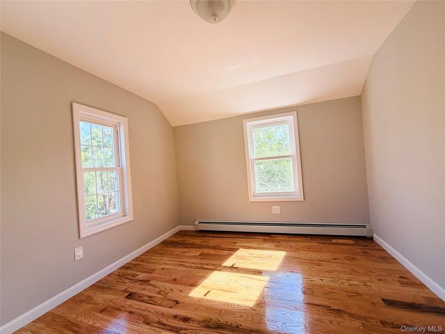 164-21 109th Road, Jamaica, NY 11433