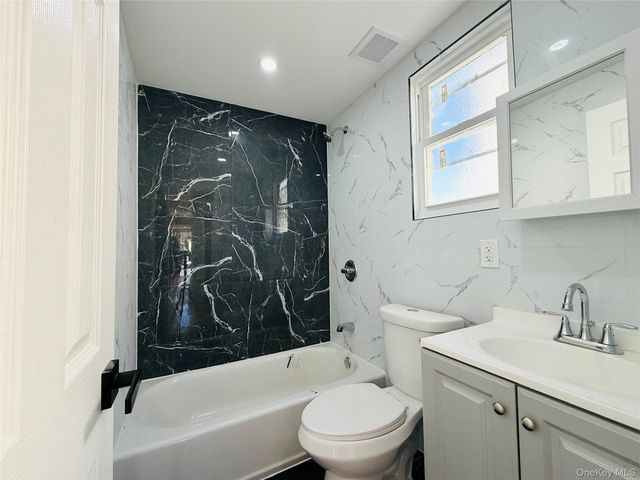 164-21 109th Road, Jamaica, NY 11433