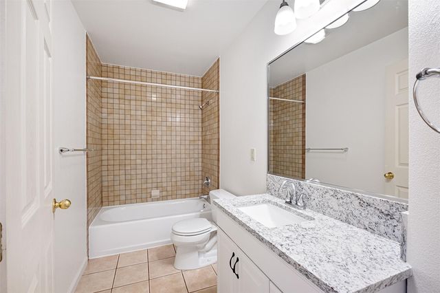 1003 Canyon Edge DR B, Austin, TX 78733