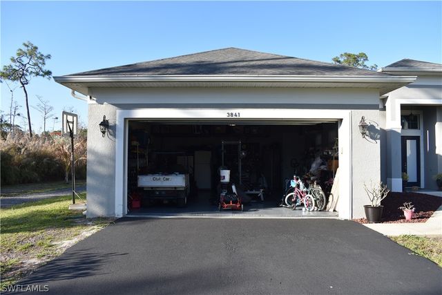 3841 4th AVE NE, Naples, FL 34120