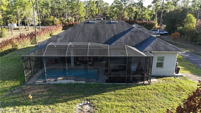 3841 4th AVE NE, Naples, FL 34120