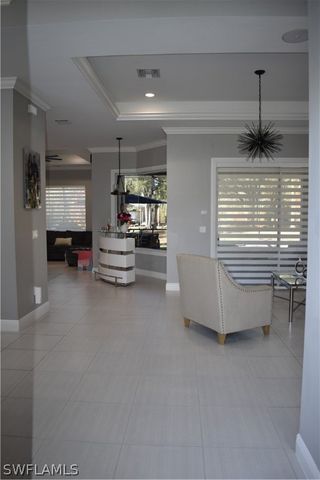 3841 4th AVE NE, Naples, FL 34120