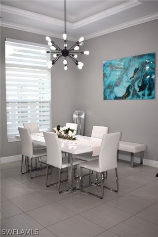 3841 4th AVE NE, Naples, FL 34120