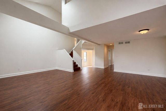 470 Sayre Drive, Plainsboro, NJ 08540