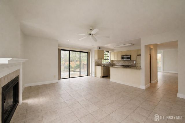 470 Sayre Drive, Plainsboro, NJ 08540