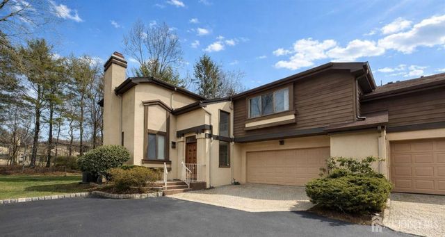 470 Sayre Drive, Plainsboro, NJ 08540