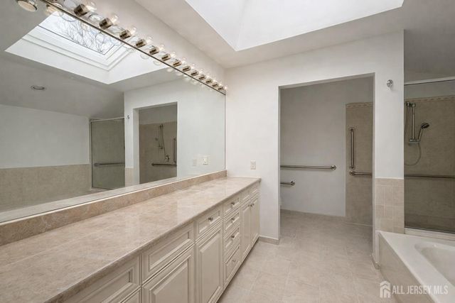 470 Sayre Drive, Plainsboro, NJ 08540