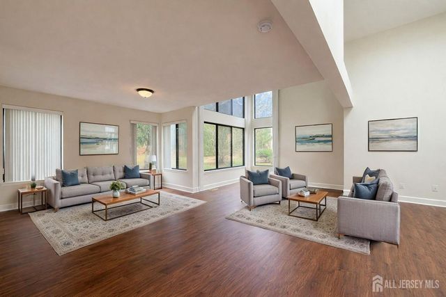 470 Sayre Drive, Plainsboro, NJ 08540