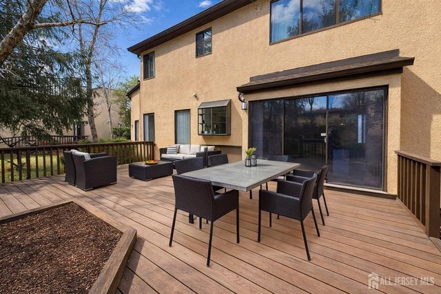 470 Sayre Drive, Plainsboro, NJ 08540