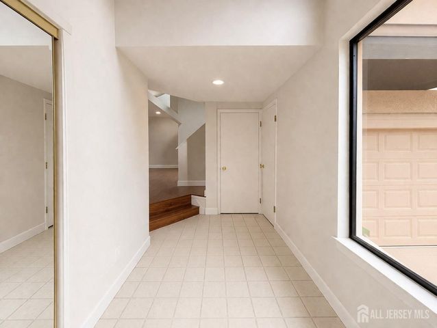 470 Sayre Drive, Plainsboro, NJ 08540