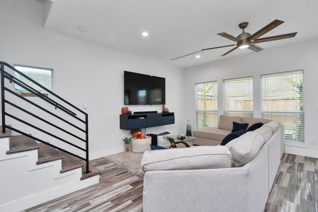 4209 New Orleans Street A, Houston, TX 77020