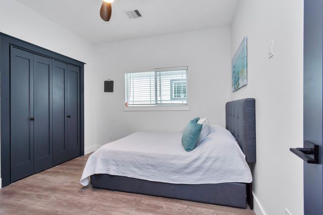 4209 New Orleans Street A, Houston, TX 77020