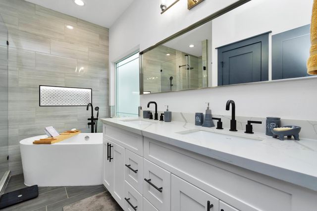 4209 New Orleans Street A, Houston, TX 77020