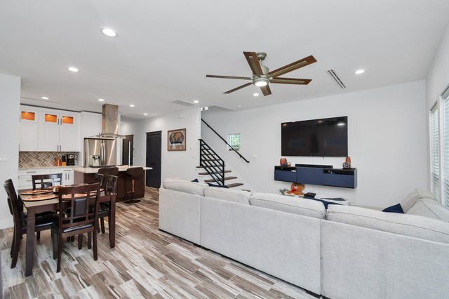 4209 New Orleans Street A, Houston, TX 77020