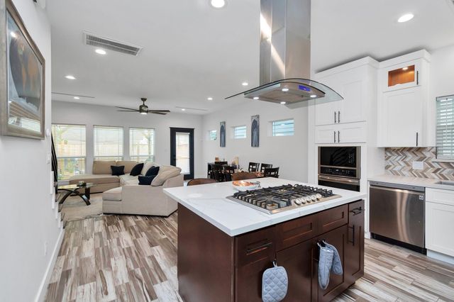 4209 New Orleans Street A, Houston, TX 77020