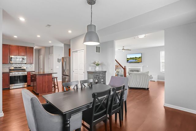 5222 Wildcat Falls Drive, Dublin, OH 43016