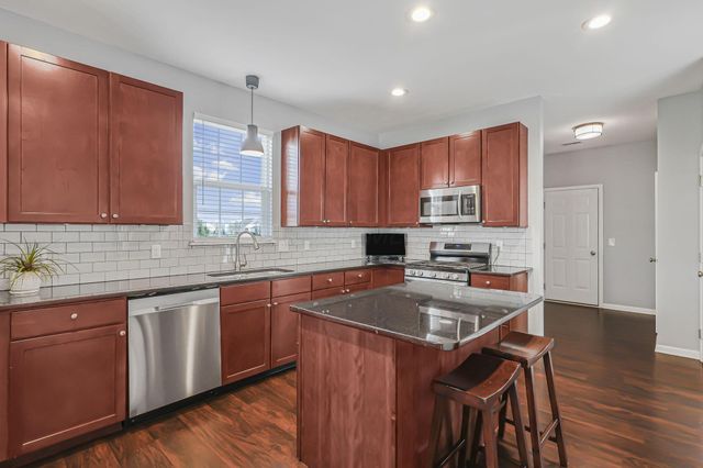 5222 Wildcat Falls Drive, Dublin, OH 43016