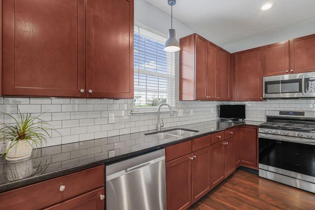 5222 Wildcat Falls Drive, Dublin, OH 43016