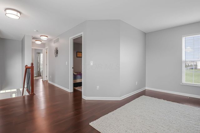 5222 Wildcat Falls Drive, Dublin, OH 43016