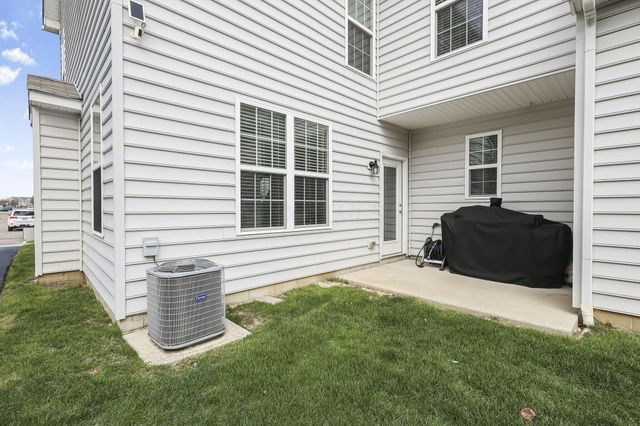 5222 Wildcat Falls Drive, Dublin, OH 43016