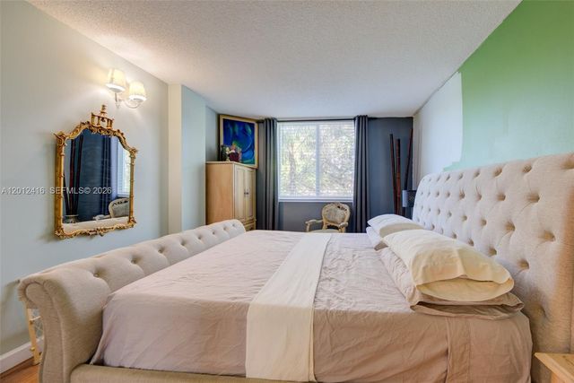 3149 Riverside Dr B-202, Coral Springs, FL 33065