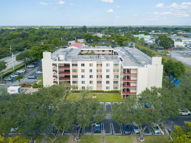 3149 Riverside Dr B-202, Coral Springs, FL 33065