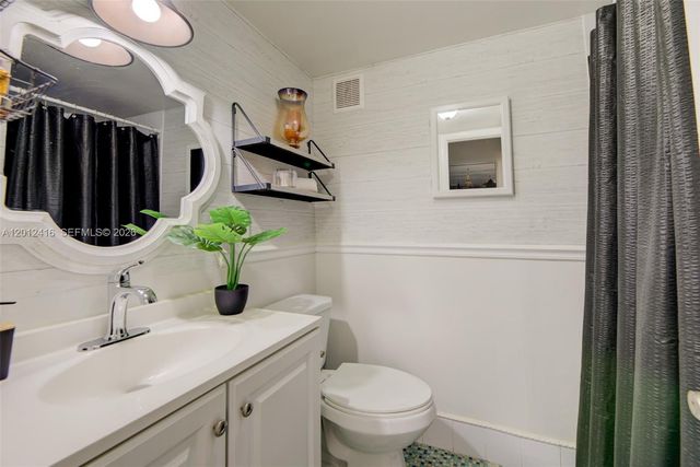 3149 Riverside Dr B-202, Coral Springs, FL 33065