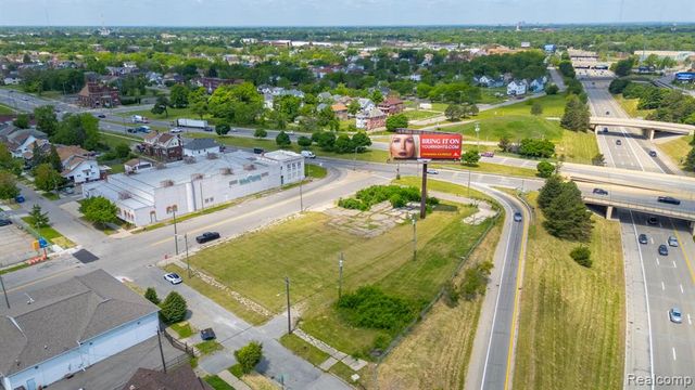 13300 Woodrow Wilson Street, Detroit, MI 48238
