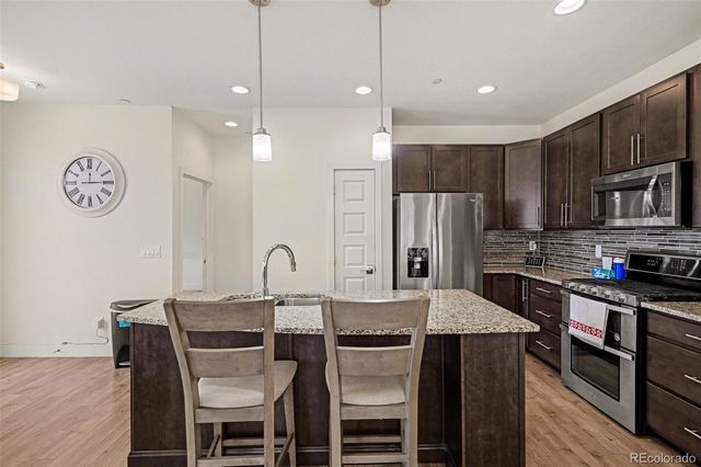 19596 E Sunset Circle, Centennial, CO 80015