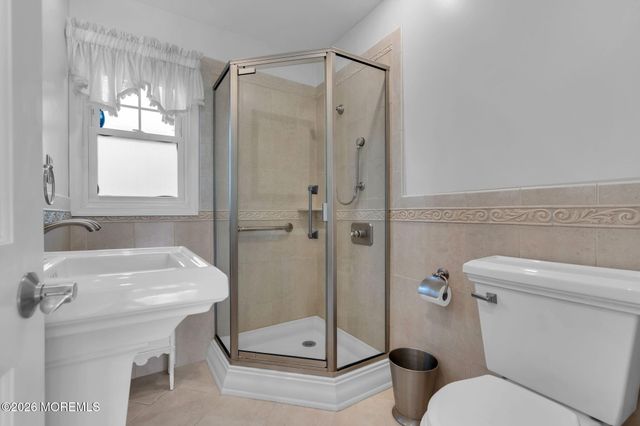 11 London Court, Toms River, NJ 08753