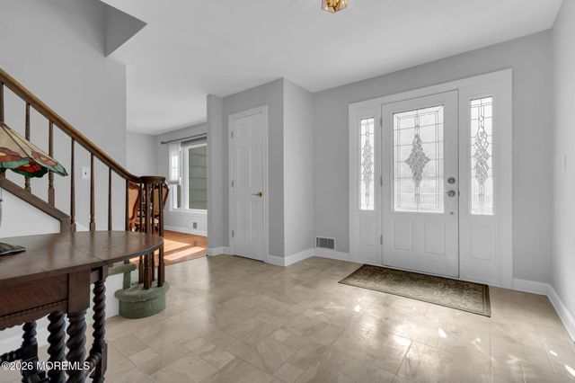 11 London Court, Toms River, NJ 08753
