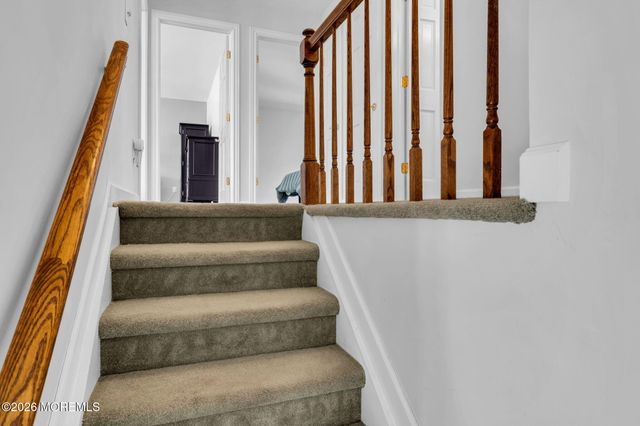 11 London Court, Toms River, NJ 08753
