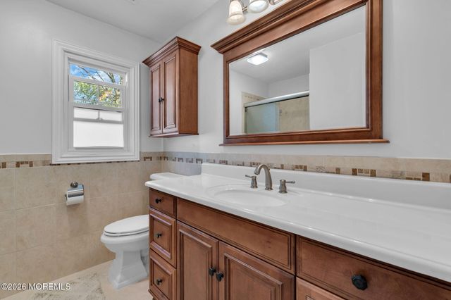11 London Court, Toms River, NJ 08753