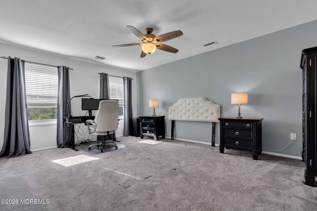 11 London Court, Toms River, NJ 08753