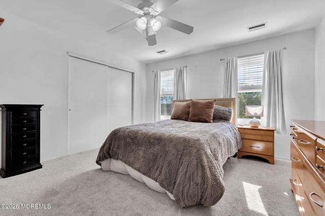 11 London Court, Toms River, NJ 08753