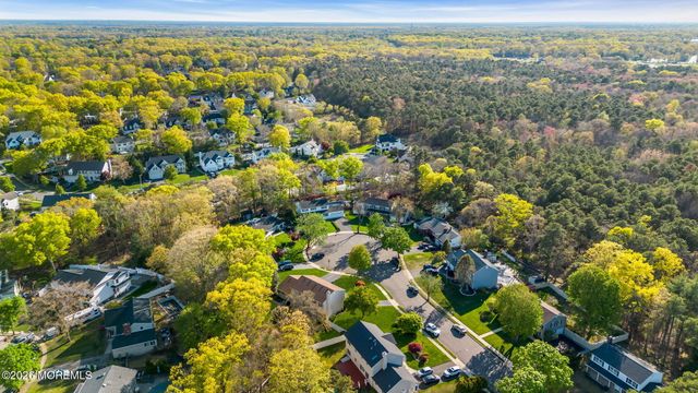 11 London Court, Toms River, NJ 08753