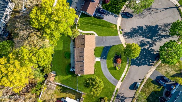 11 London Court, Toms River, NJ 08753
