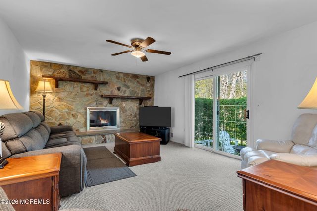 11 London Court, Toms River, NJ 08753