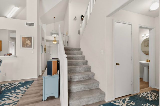 3012 Mason Meadows Drive NE, Rio Rancho, NM 87144