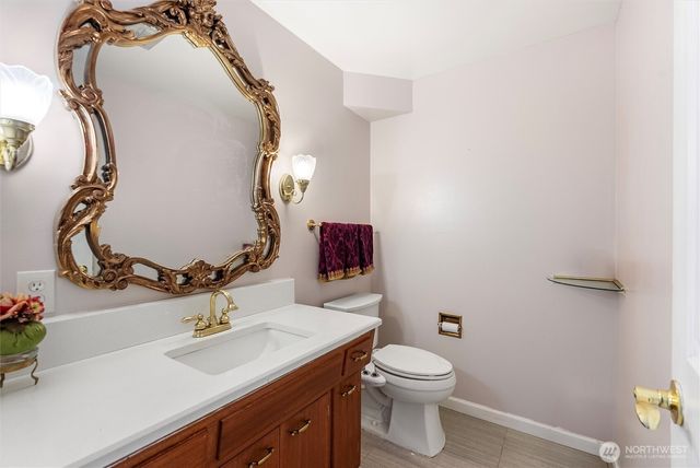 16745 Meridian Avenue N, Seattle, WA 98133
