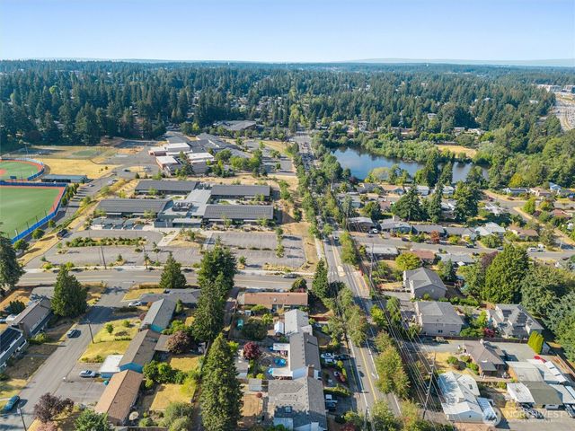 16745 Meridian Avenue N, Seattle, WA 98133
