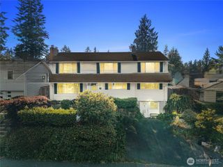 16745 Meridian Avenue N, Seattle, WA 98133