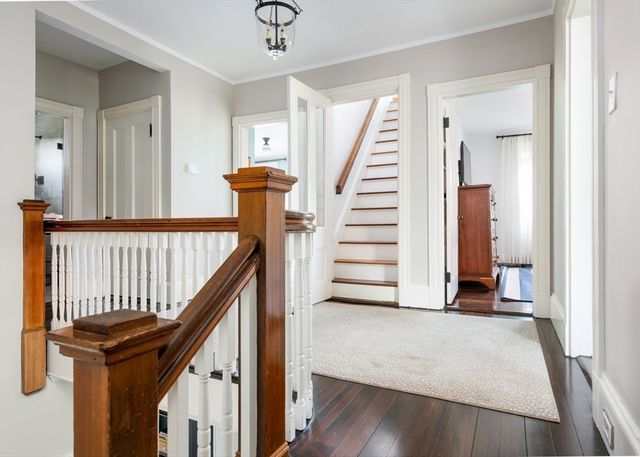 11 Paige Street, Hingham, MA 02043