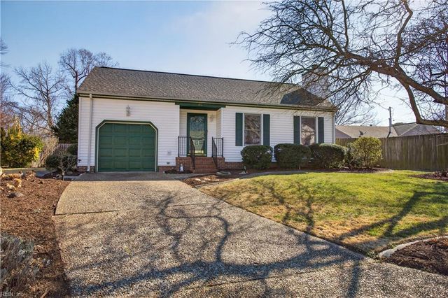 45 Crestwood DR, Newport News, VA 23601