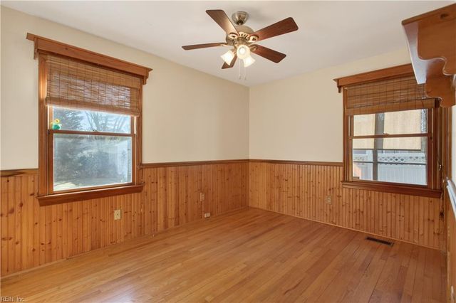 45 Crestwood DR, Newport News, VA 23601