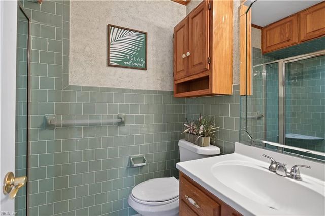 45 Crestwood DR, Newport News, VA 23601